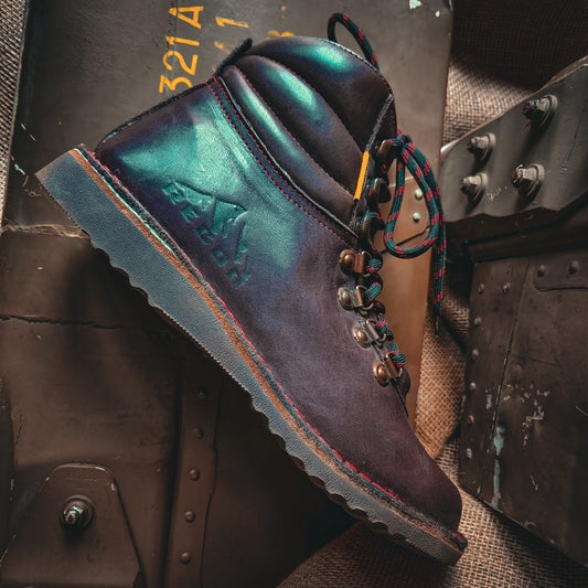 photo-Dark brown recon trailblazer boot, side view